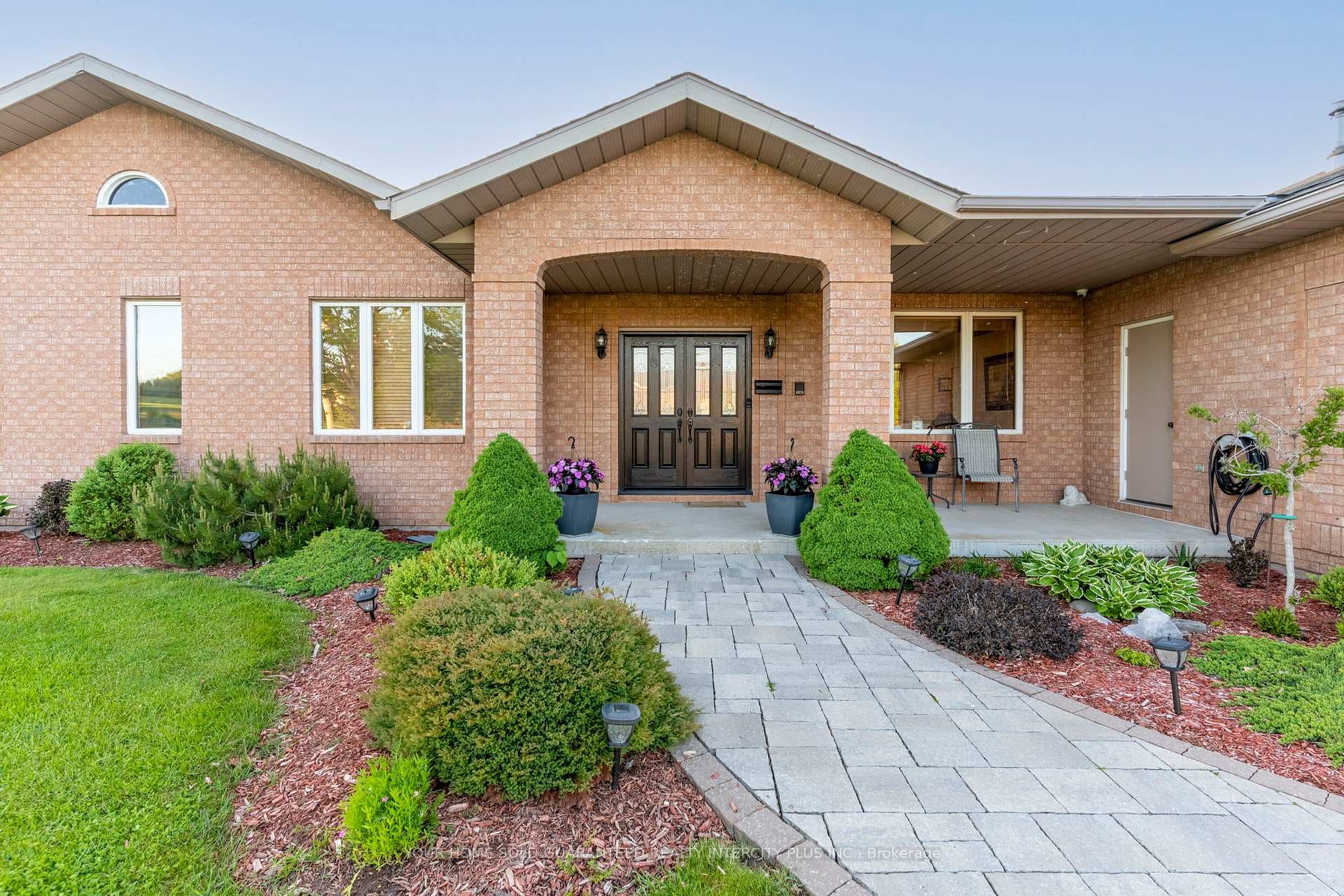 592 Fralick's Beach Road photo 8