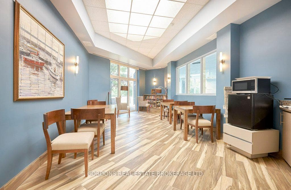 3099 Carling Avenue Unit 103 photo 40