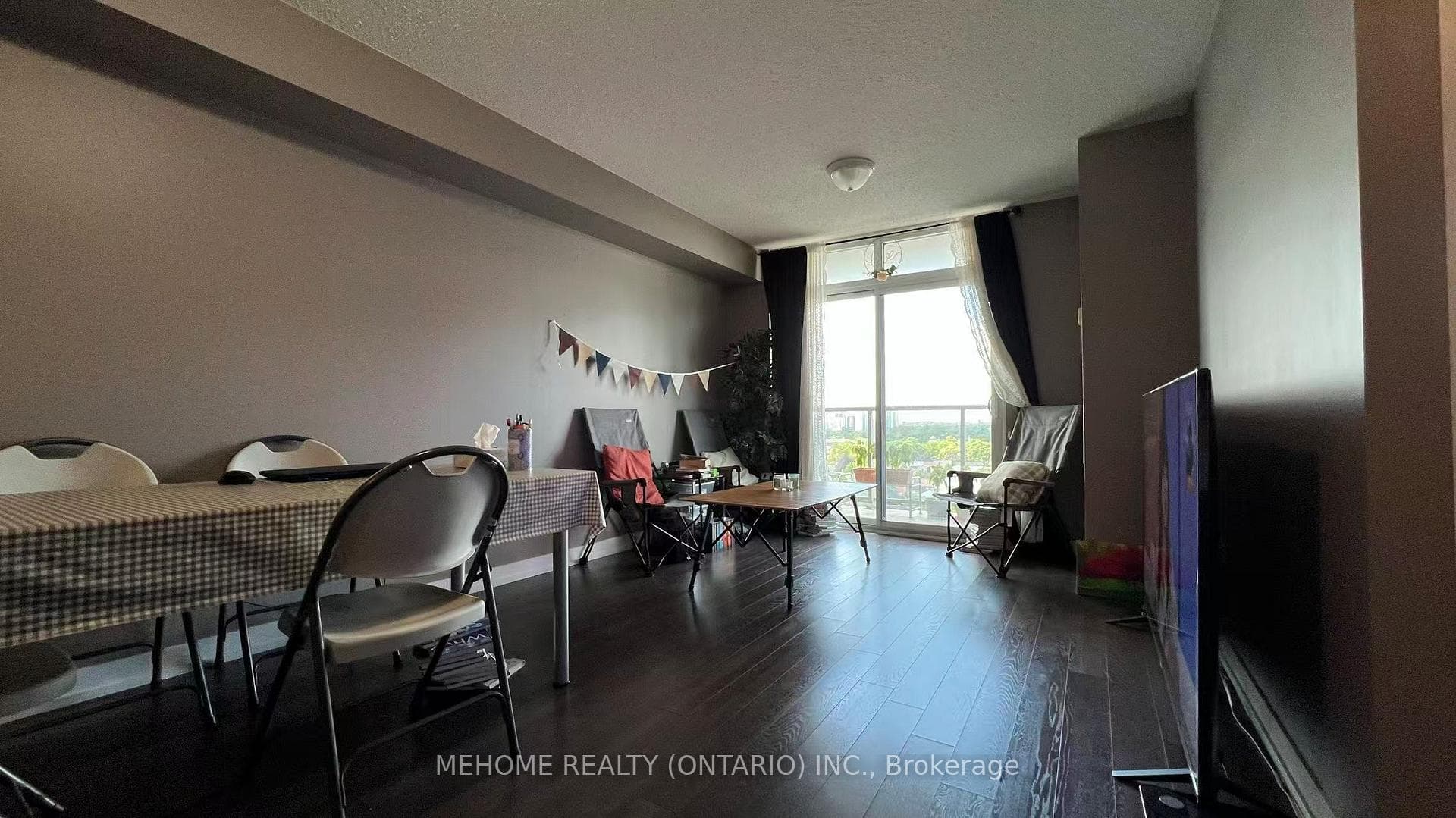 816 Lansdowne Avenue Unit 1111 photo 9