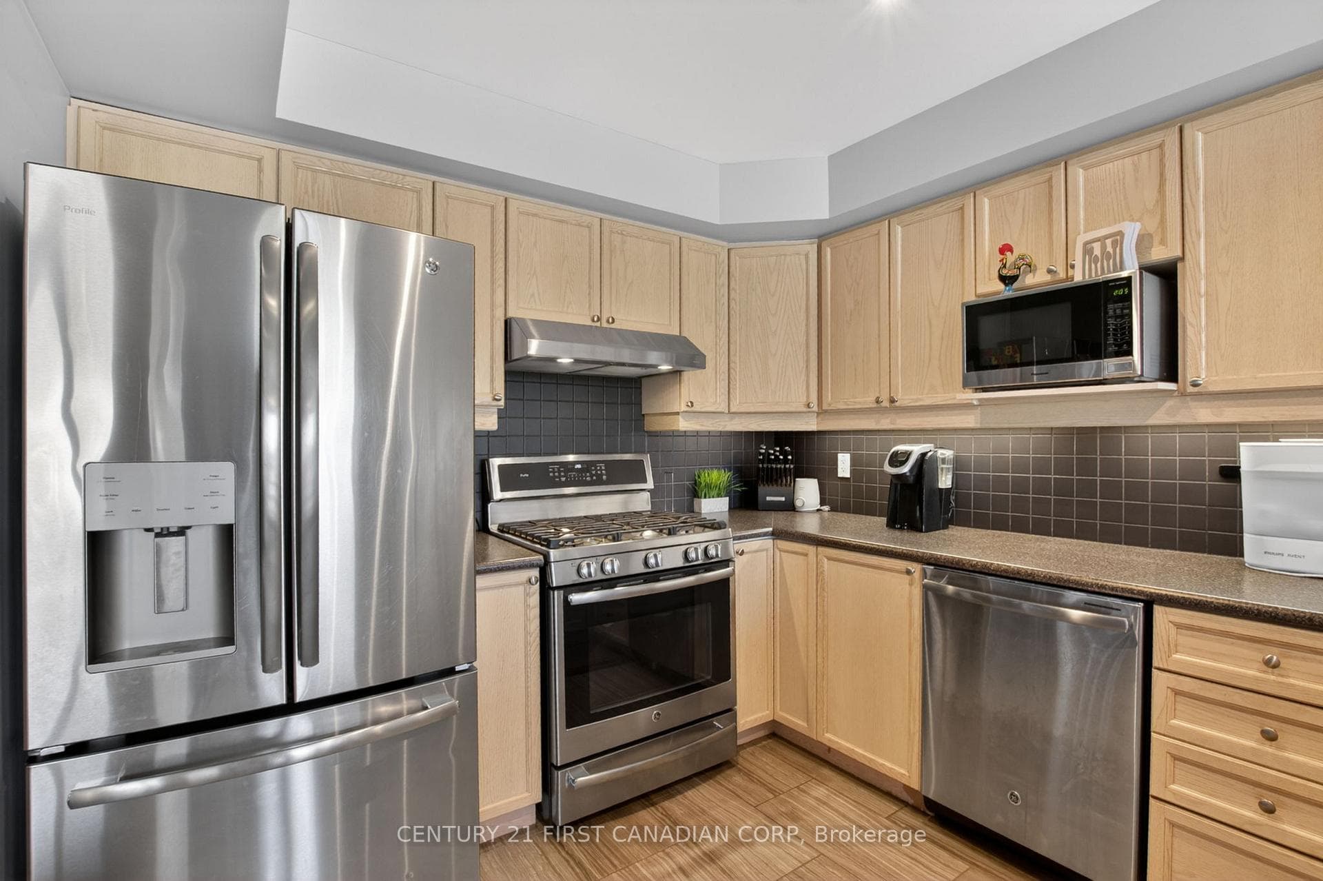 1488 Evans Boulevard photo 16