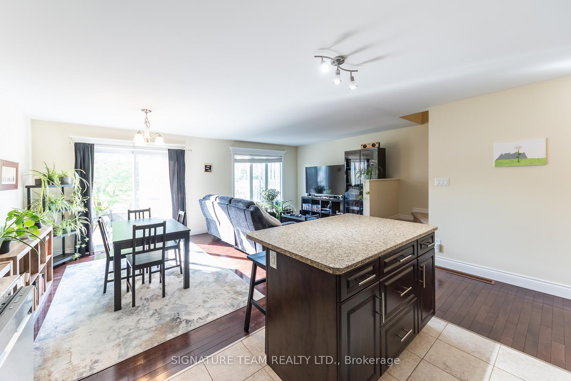 23 Winston Avenue photo 7