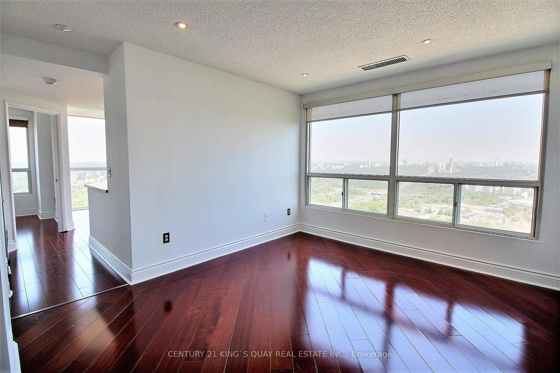 7 Concorde Place Unit 3709 photo 5