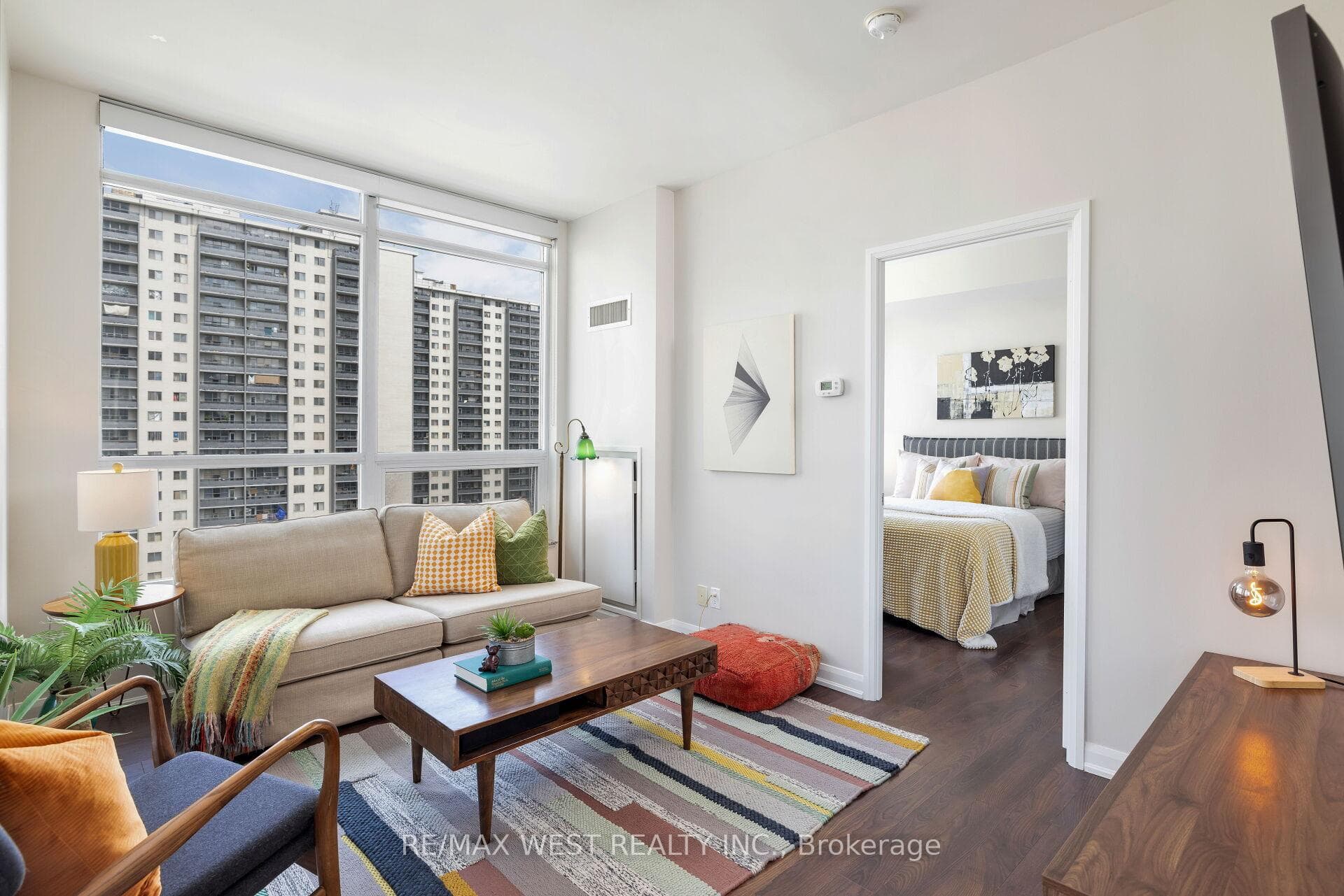 500 Sherbourne Street Unit 1503 photo 17