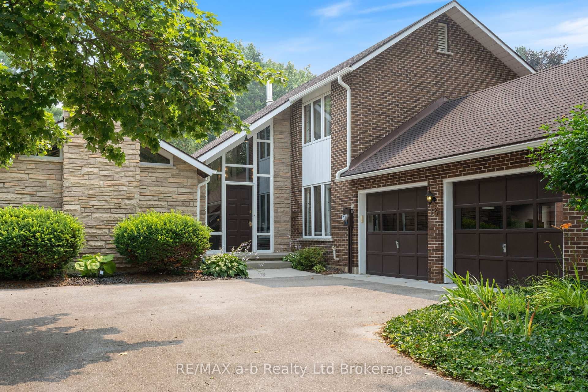 13 Segal Drive, Tillsonburg