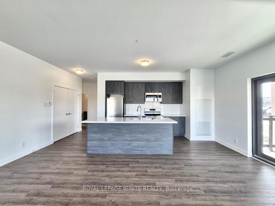 55 Clarington Boulevard Unit 107 photo 6