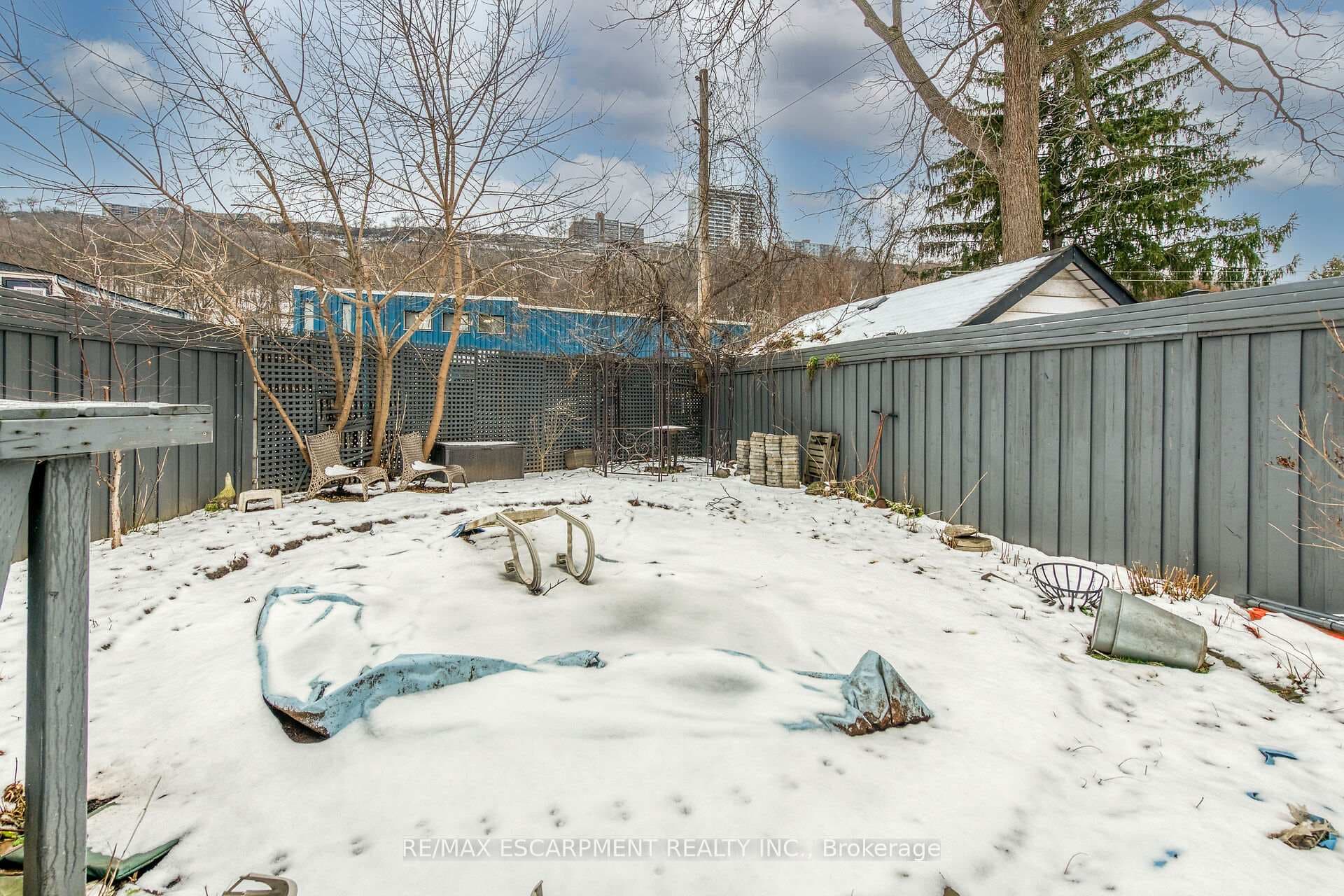 356 Cumberland Avenue photo 11