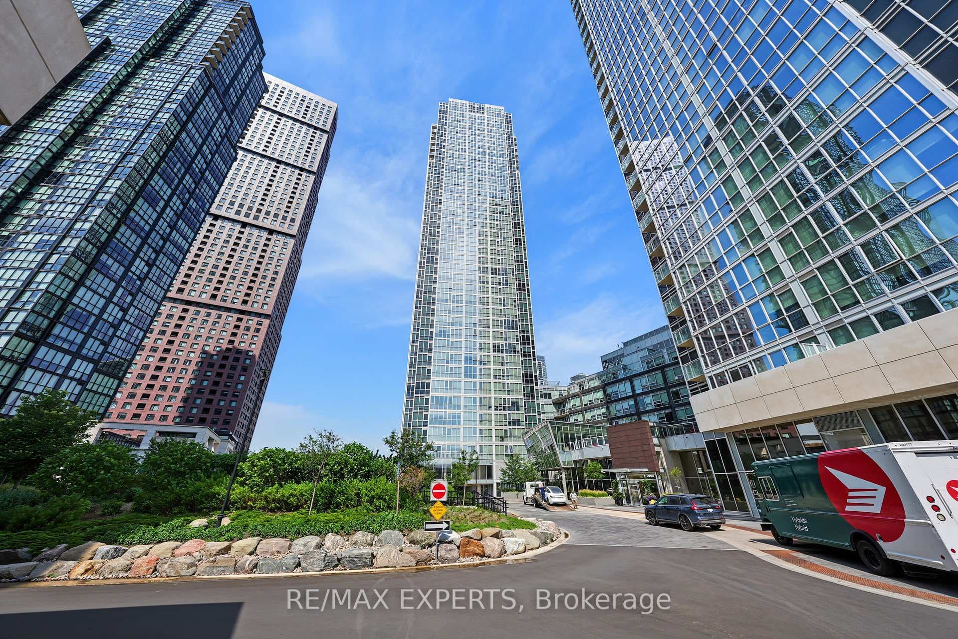 2916 Highway 7 N/A Unit 201 photo 1