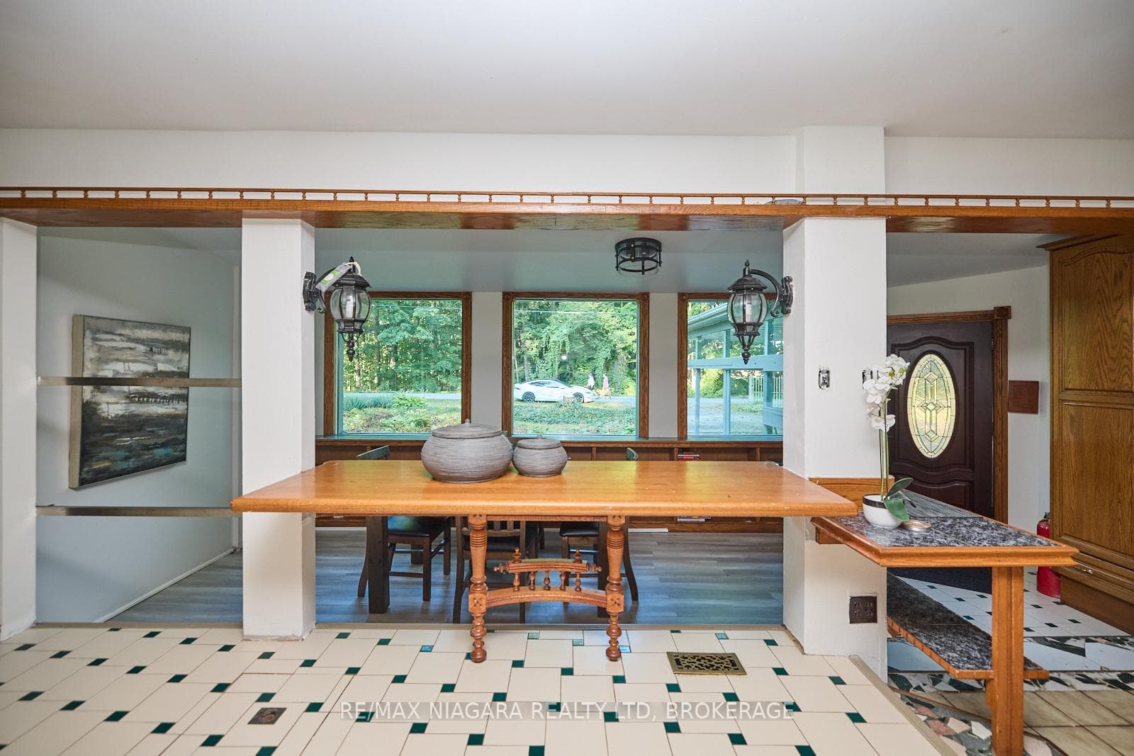 Kitchen & Dining Room