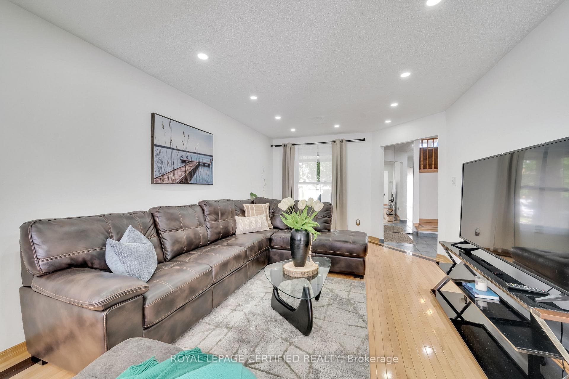 55 Mullen Drive photo 6