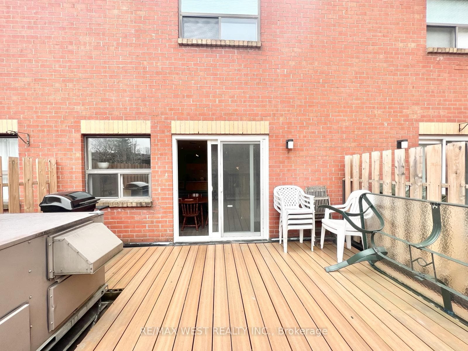 536 College Street Unit B photo 29