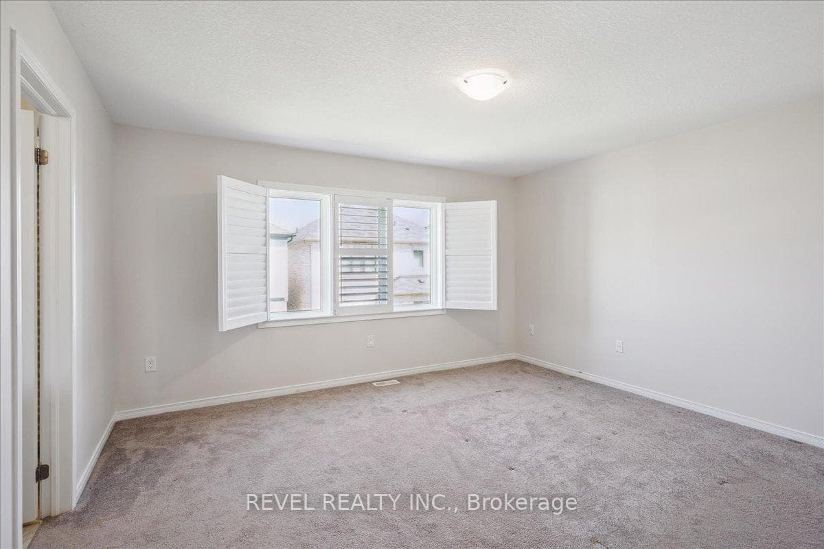 34 Whithorn Crescent photo 23