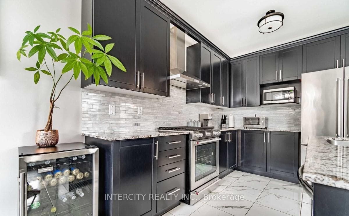 363 Robert Parkinson Drive photo 4