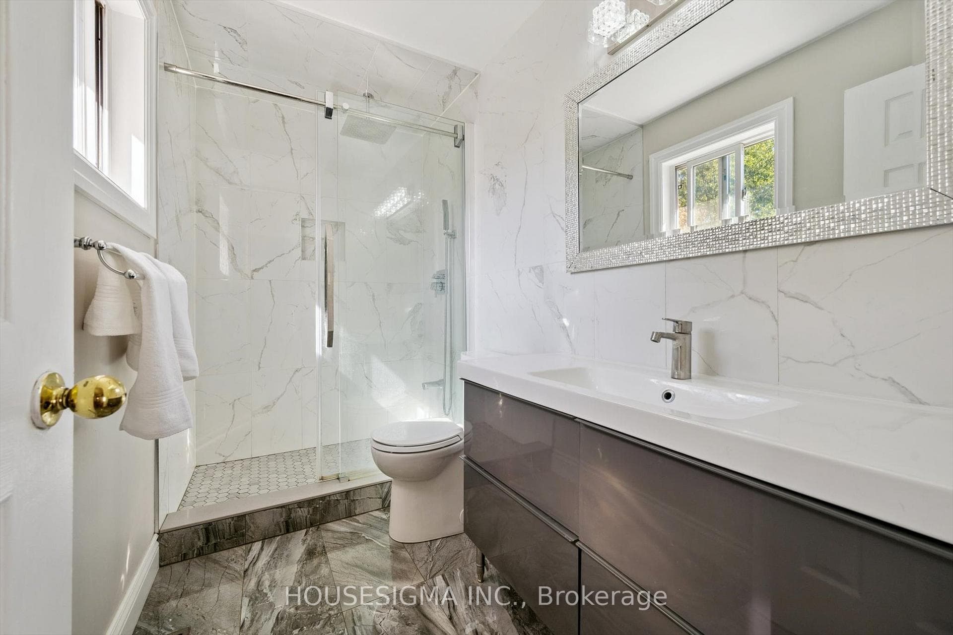 3 PCE Bathroom Upstairs