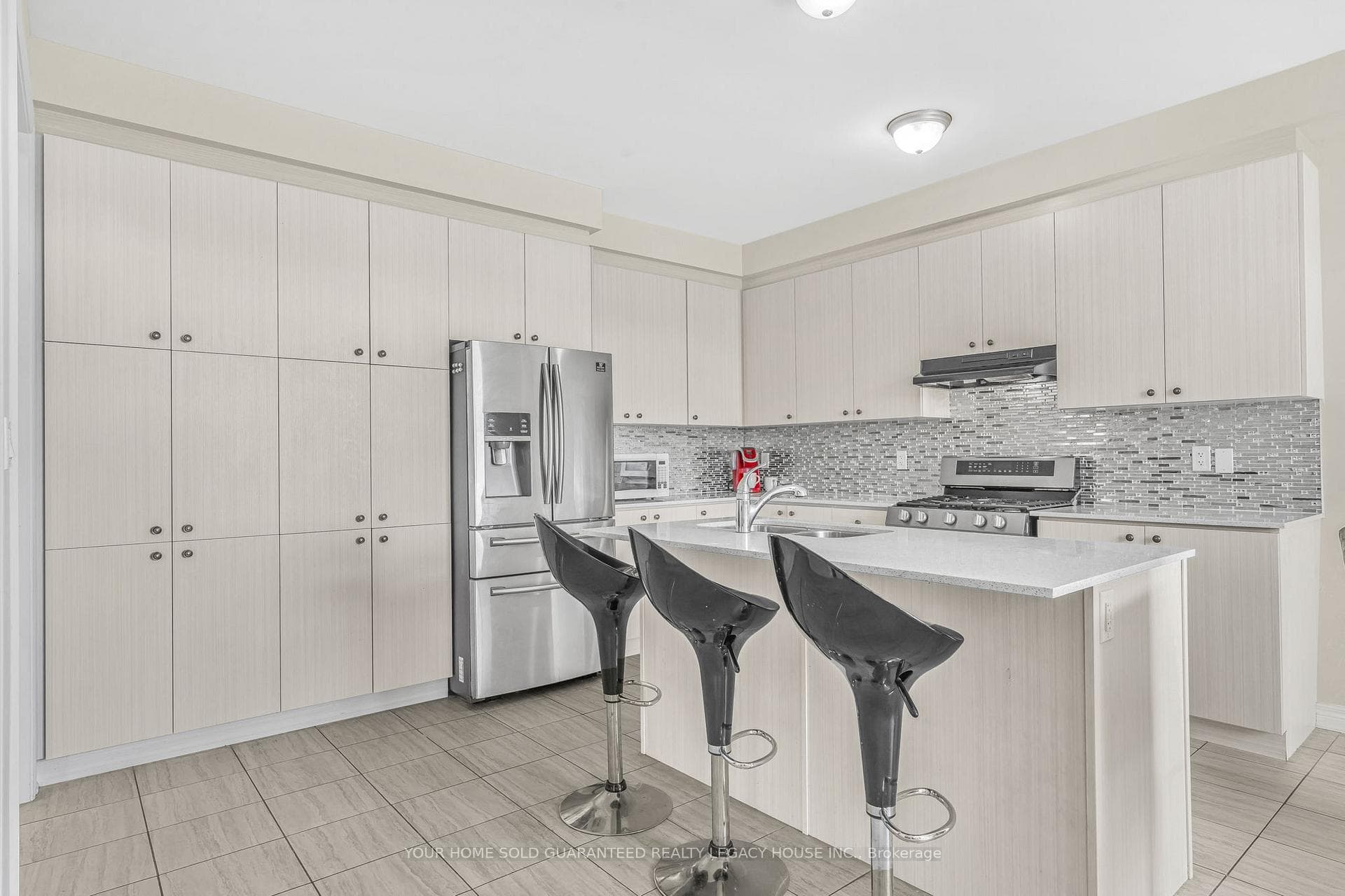 87 Homestead Way photo 6