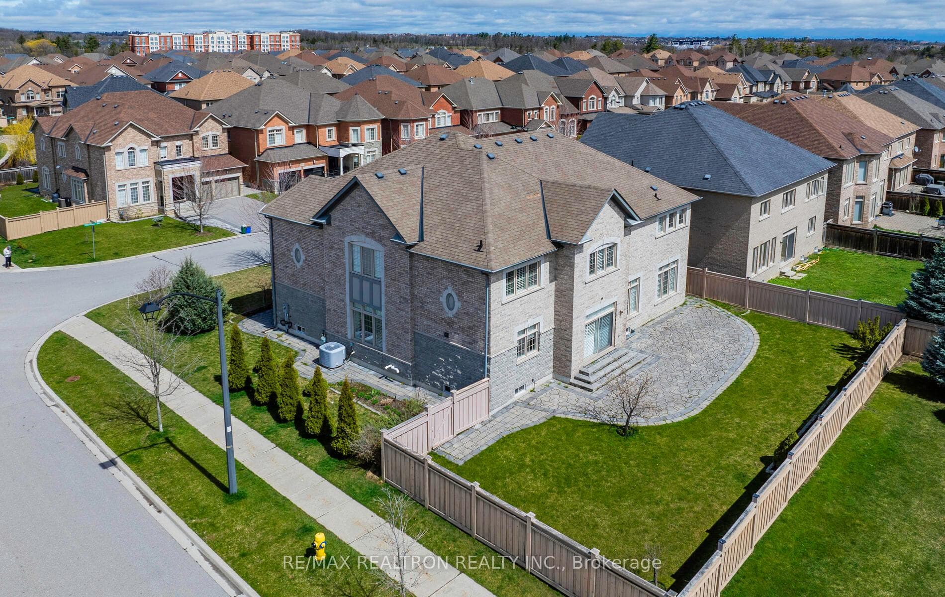 61 Stratheden Lane photo 33