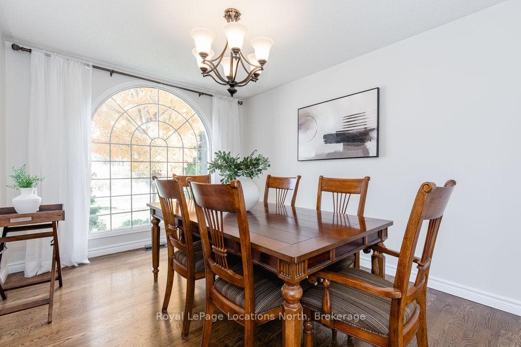 3580 LINDA Street photo 3