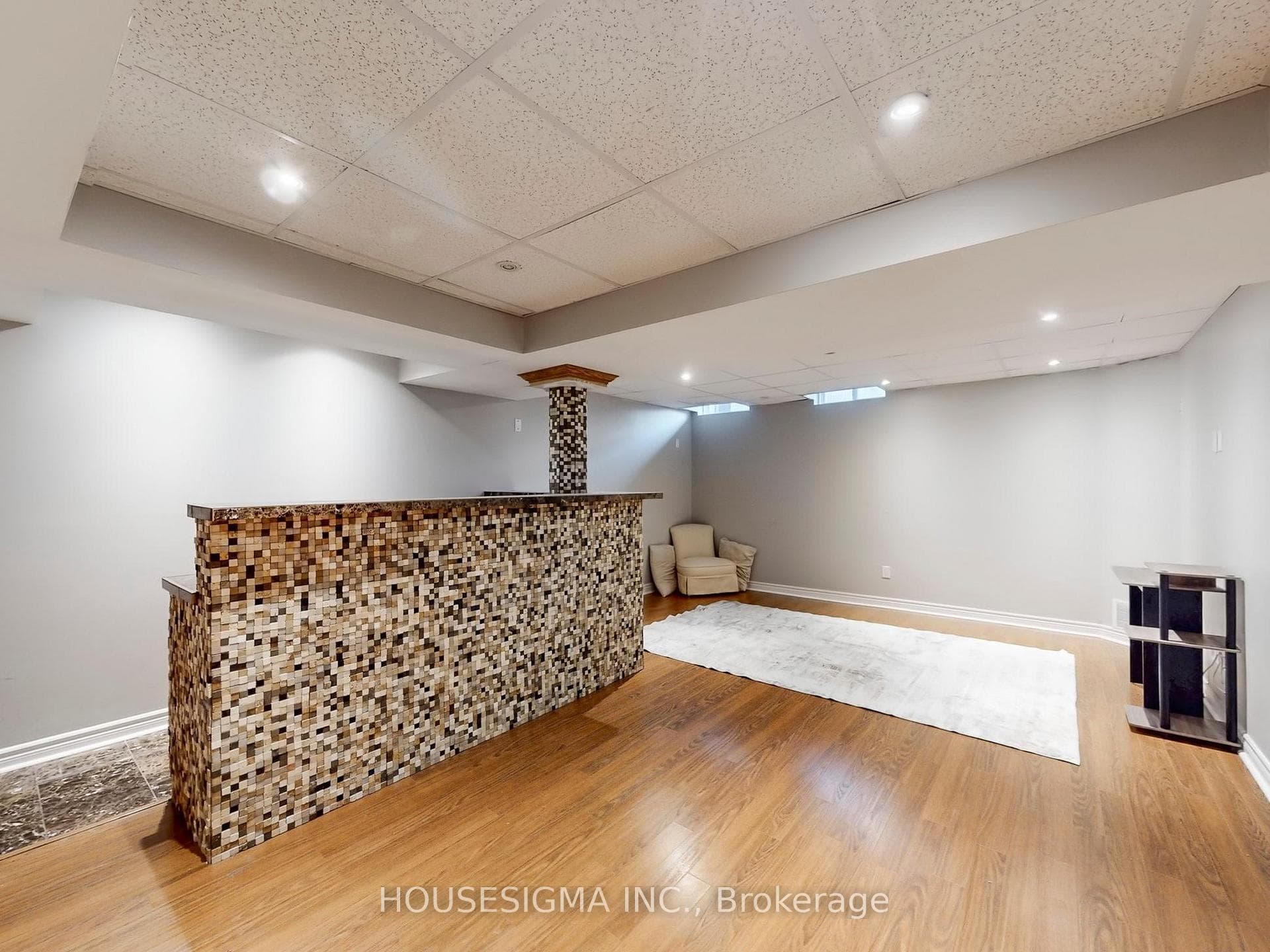 226 Canada Drive photo 24