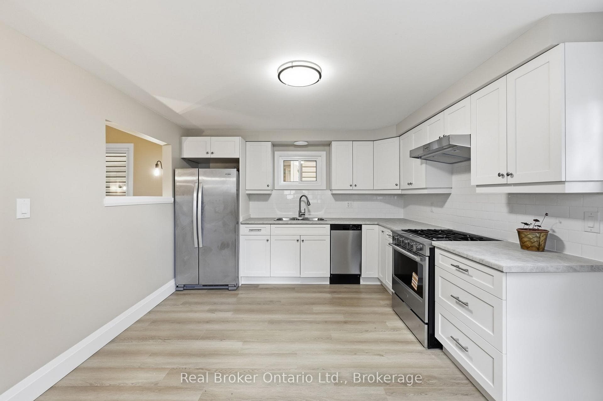 56 Harmony Avenue photo 15