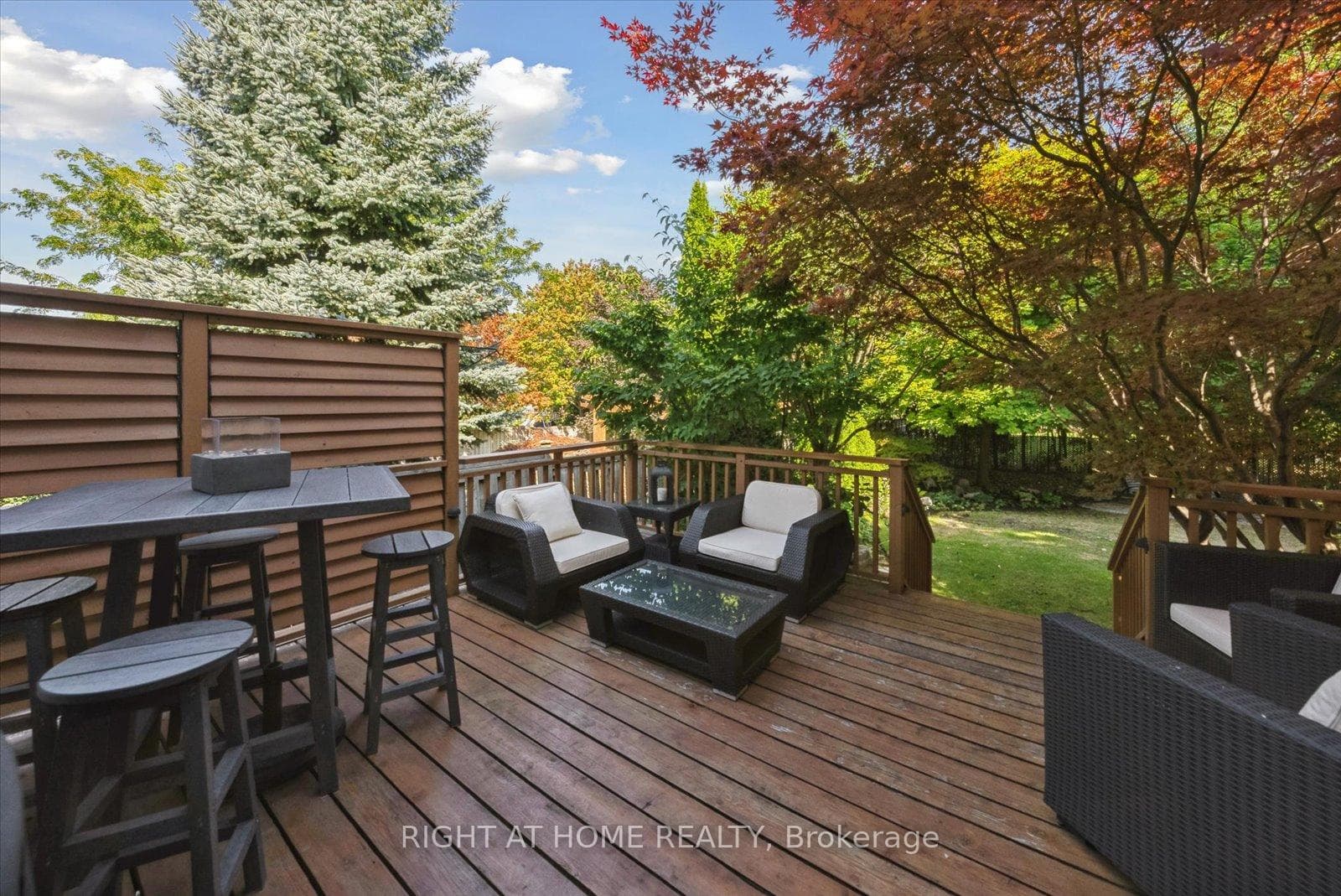 private deck