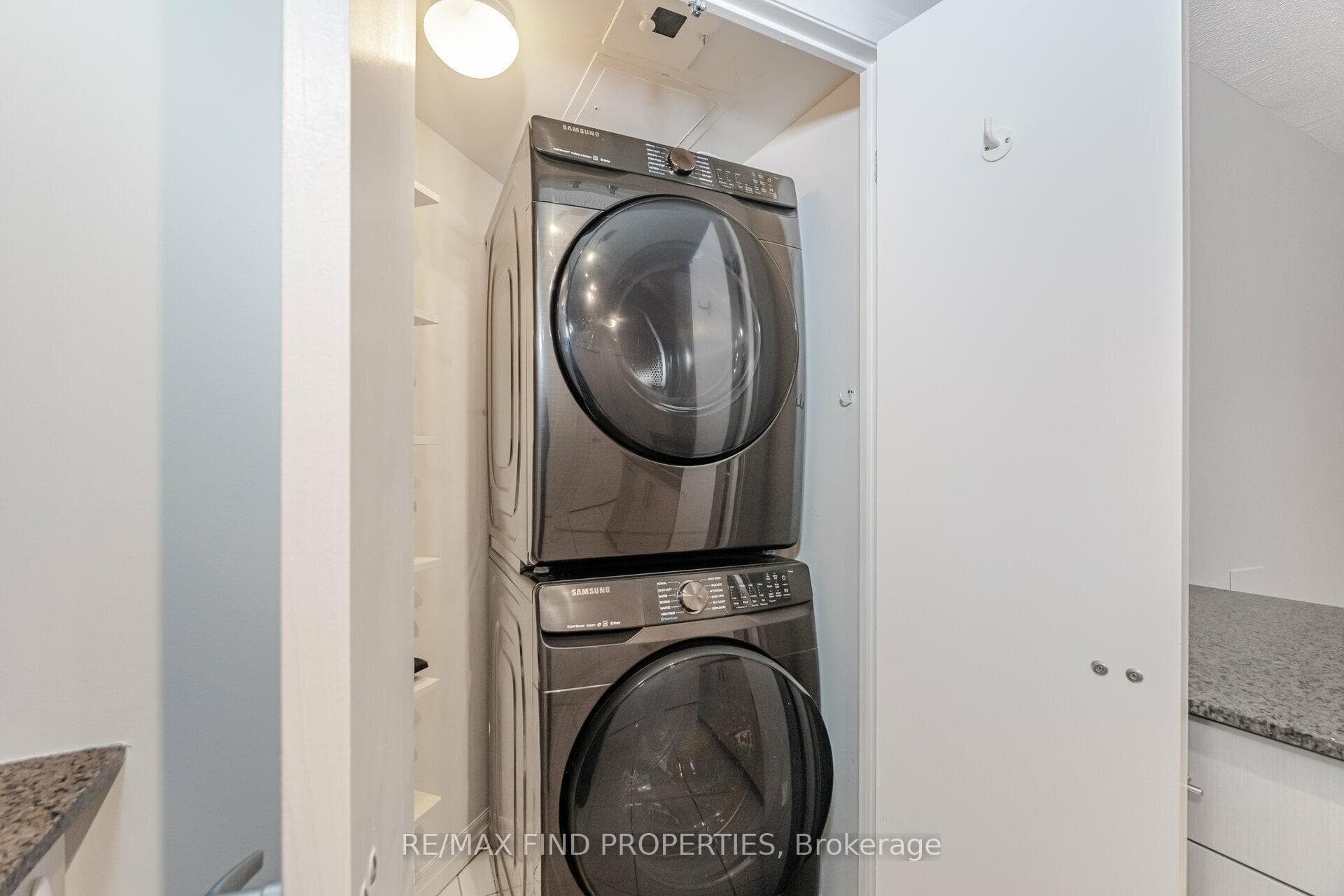 12 Yonge Street Unit 1505 photo 24
