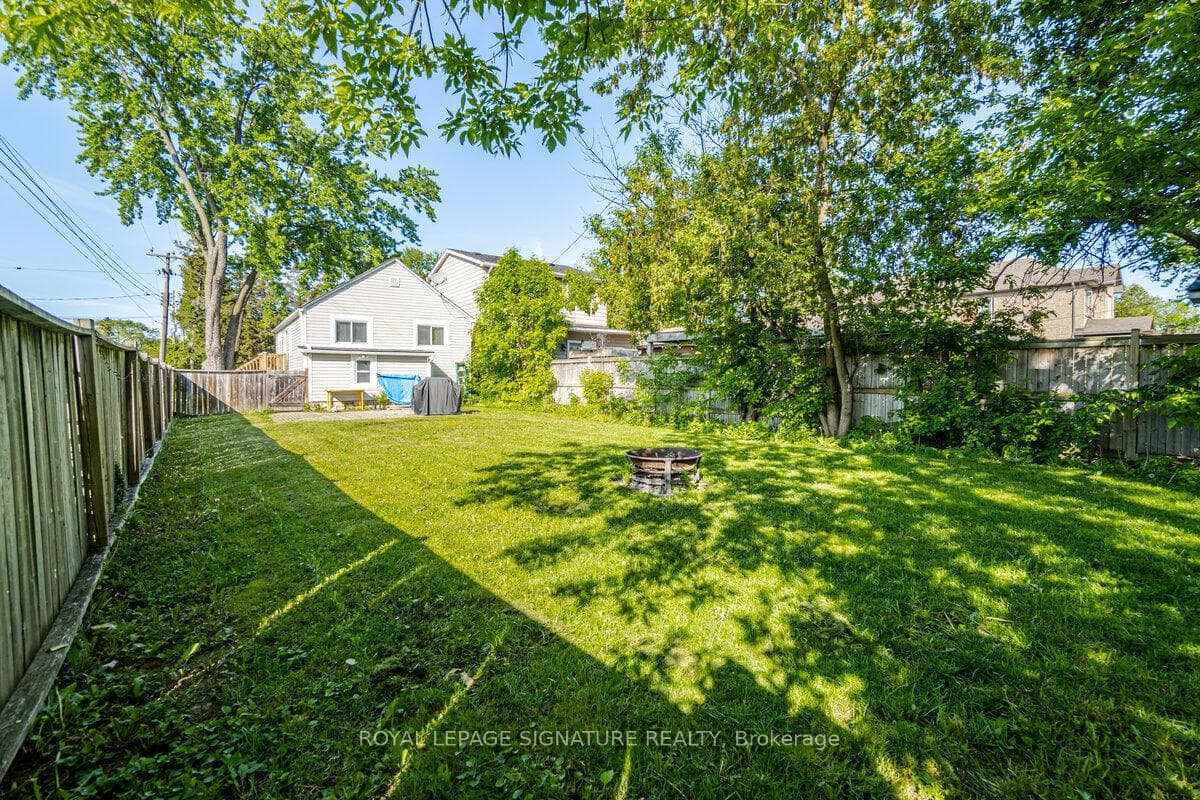 1078 Eastmount Avenue Unit 1 photo 22