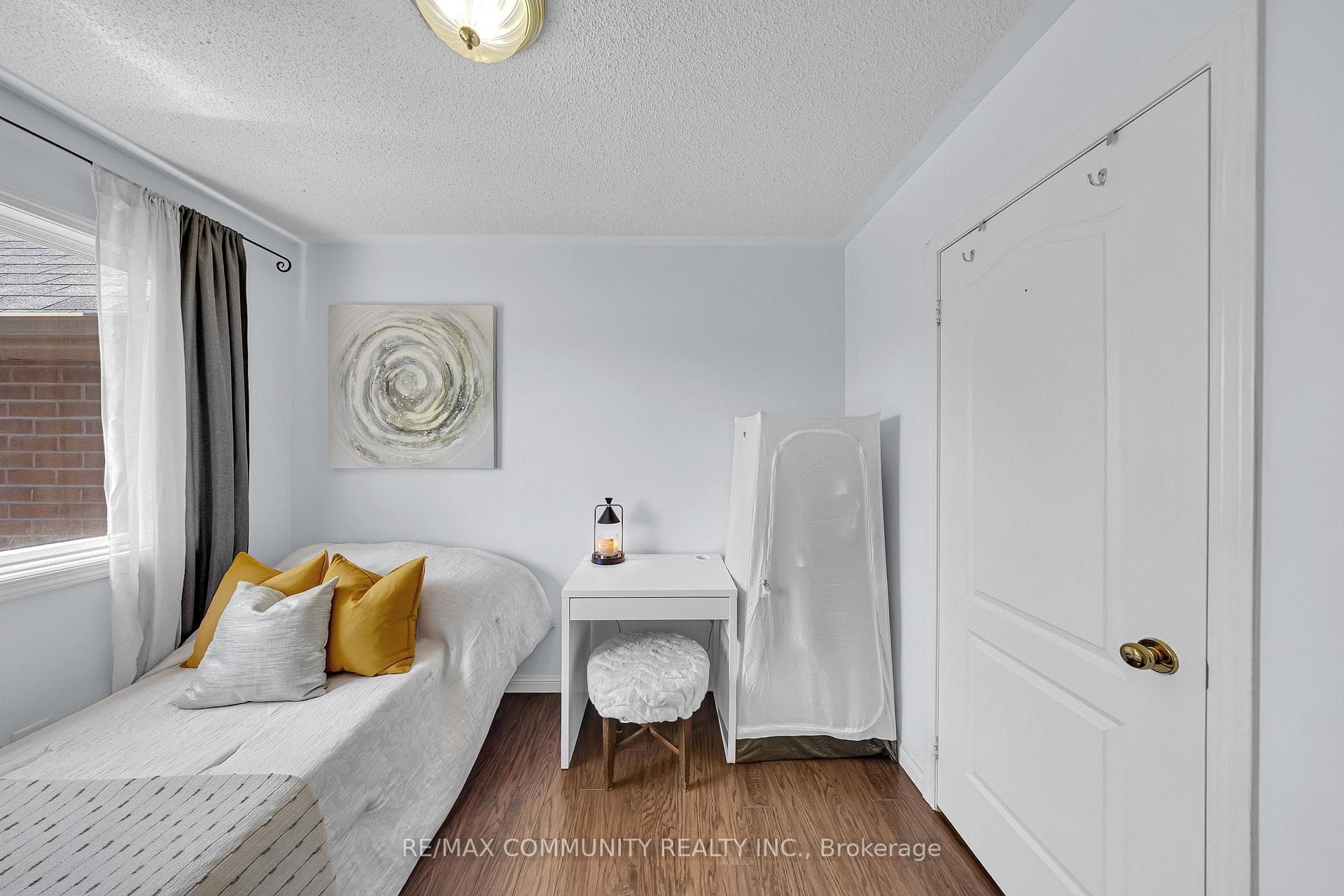 65 White's Hill Avenue photo 27