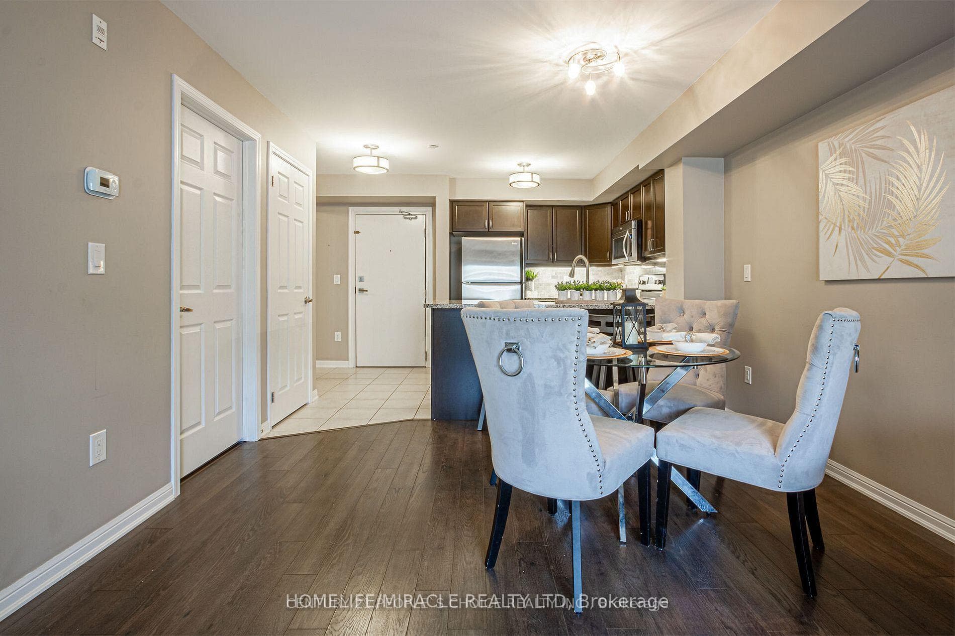 1045 Nadalin Heights Unit 211 photo 21