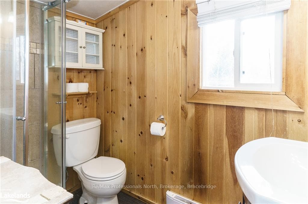 1032 BOWYERS BEACH Road photo 13