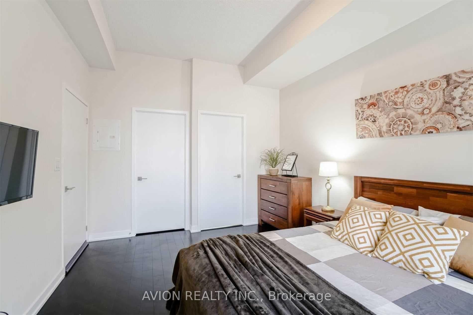 510 Curran Place Unit 608 photo 8