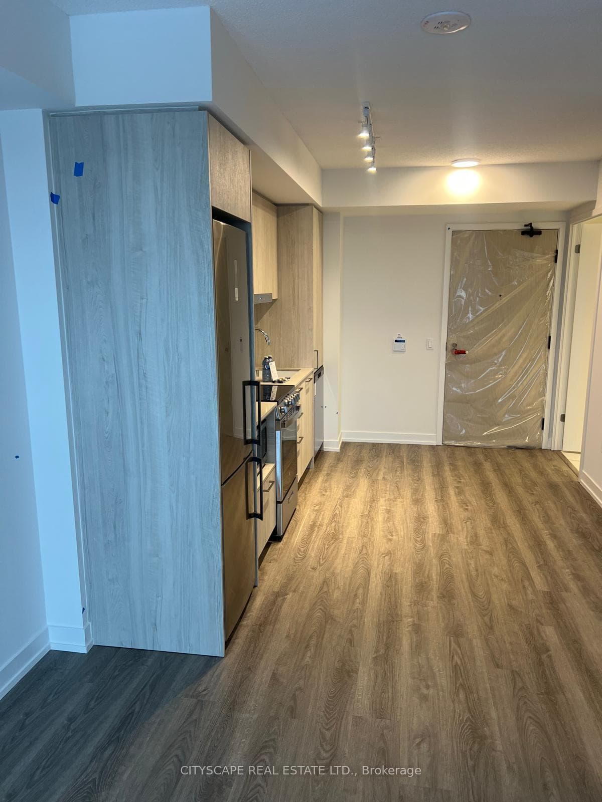 195 Commerce Street Unit 3305 photo 3