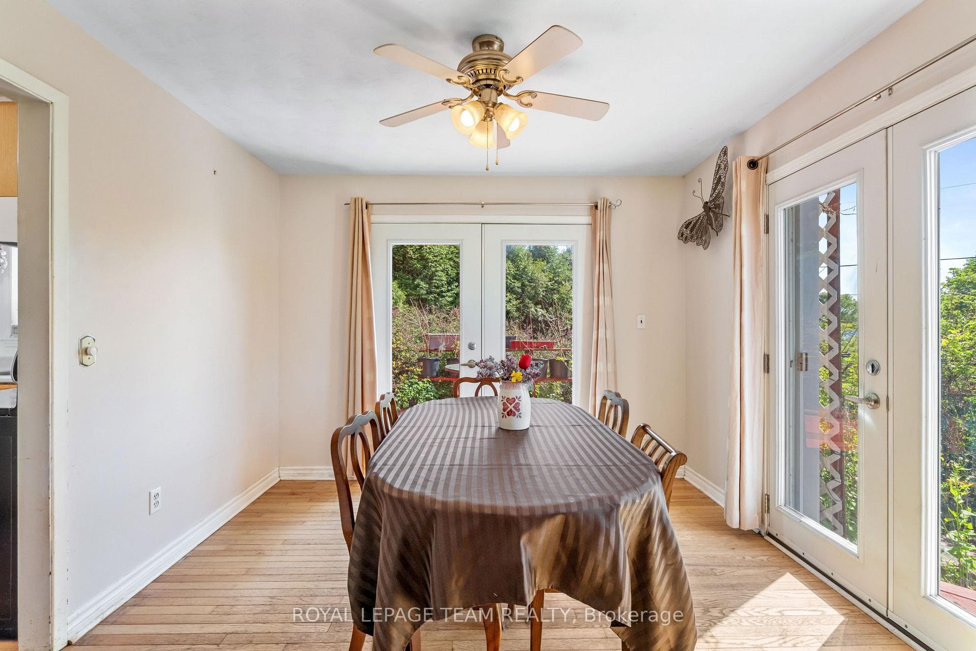 5687 Cherry Street photo 11