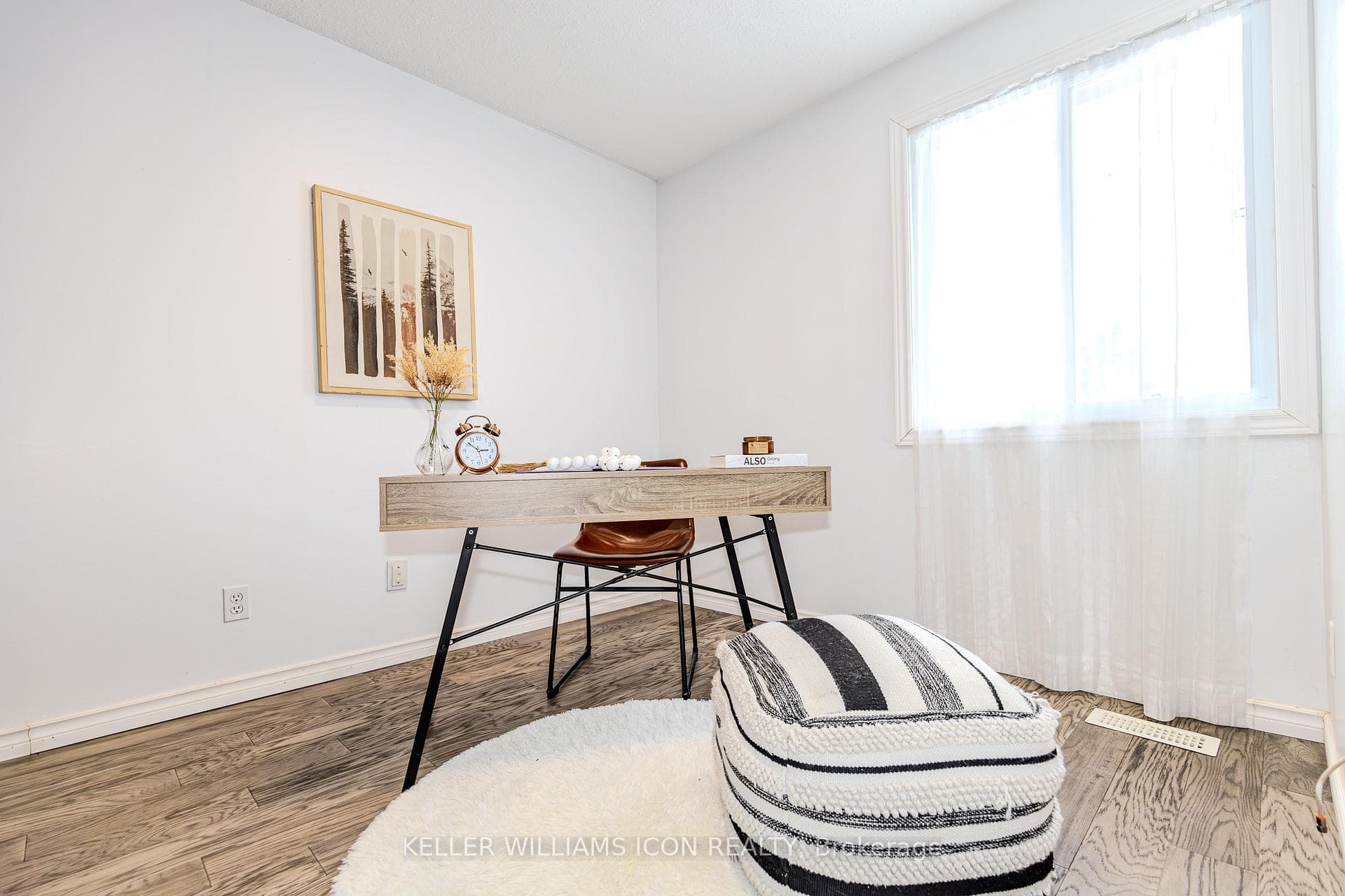 8 Sherway Drive photo 27