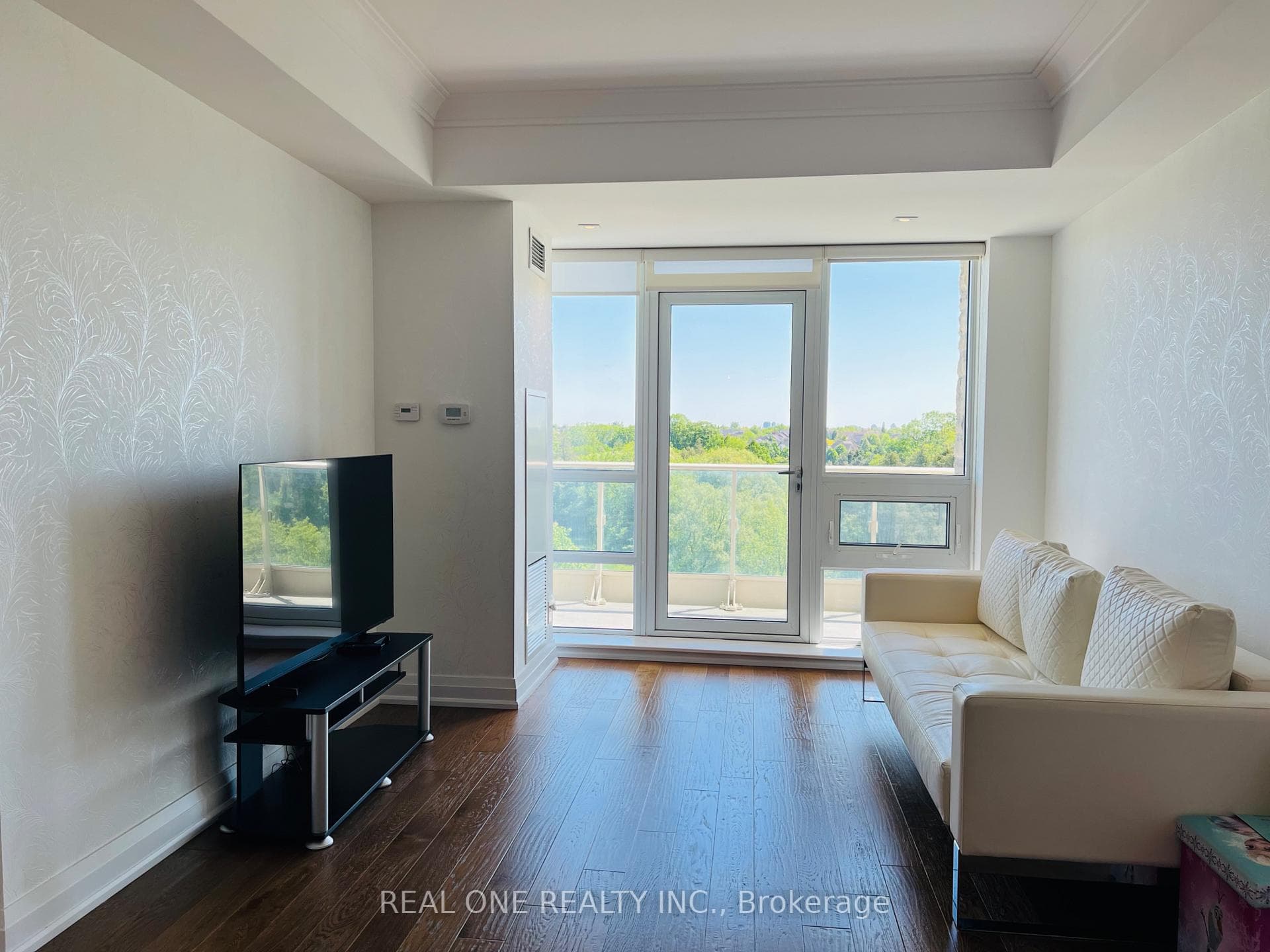 15 Stollery Pond Crescent Unit 612 photo 7