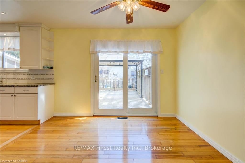 39 GREEN Drive photo 15
