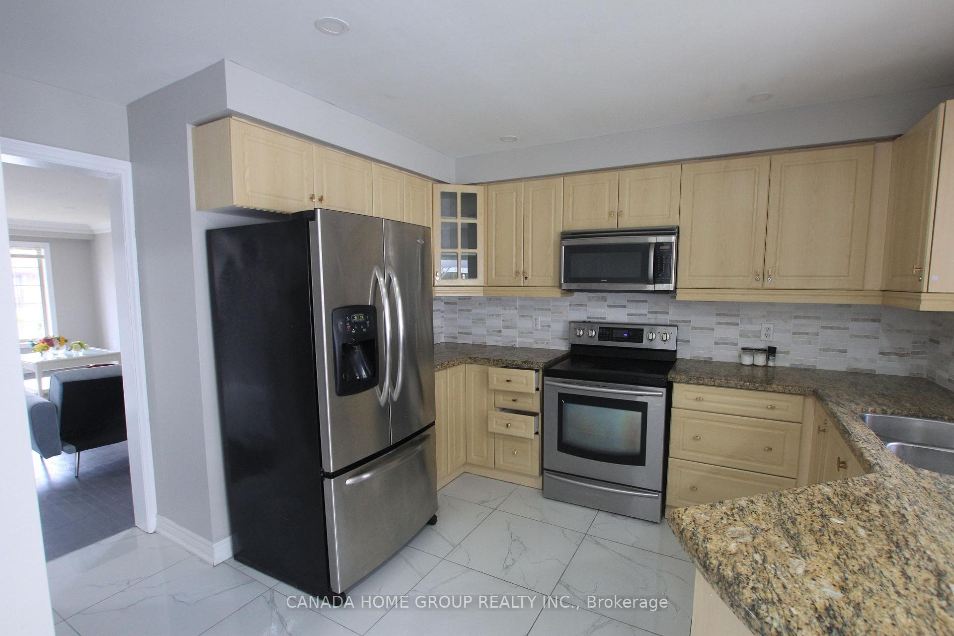25 Stevens Drive photo 13