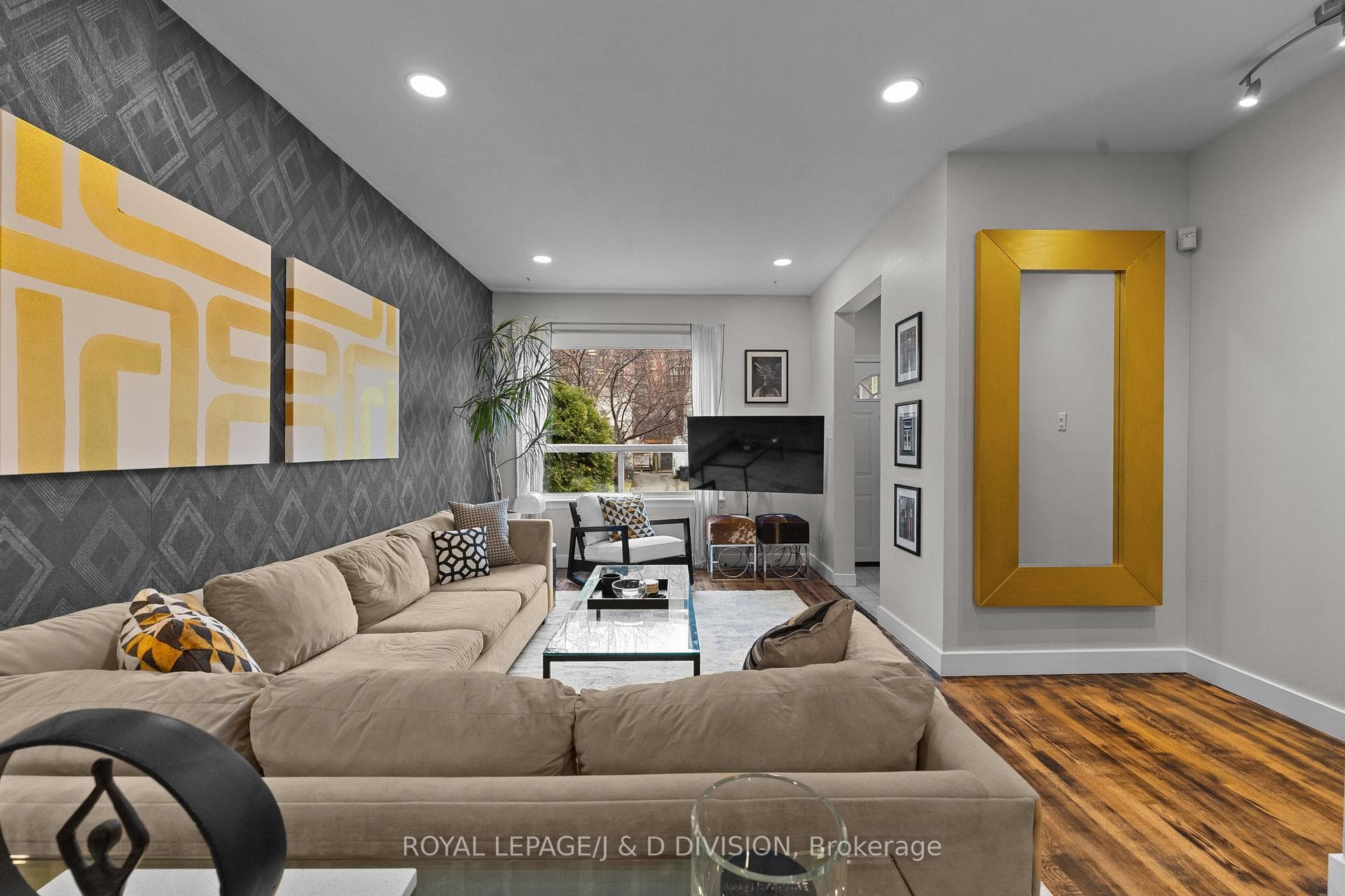 71 Madelaine Avenue photo 6