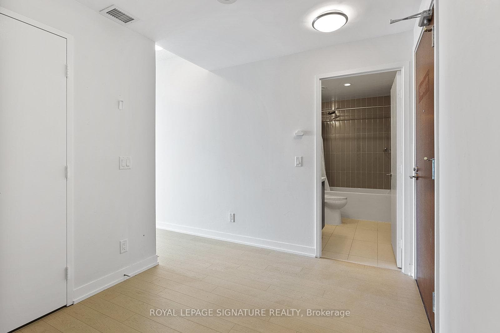 120 Bayview Avenue Unit S308 photo 6