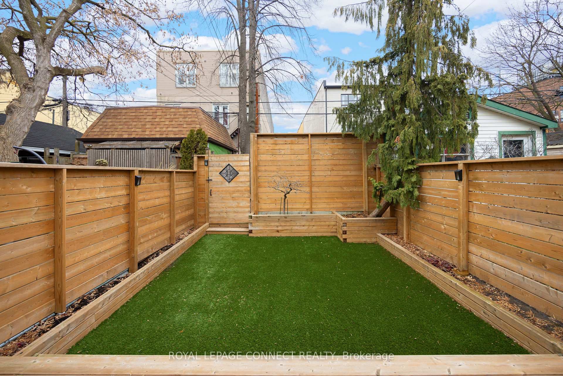 38 Hazelwood Avenue photo 28