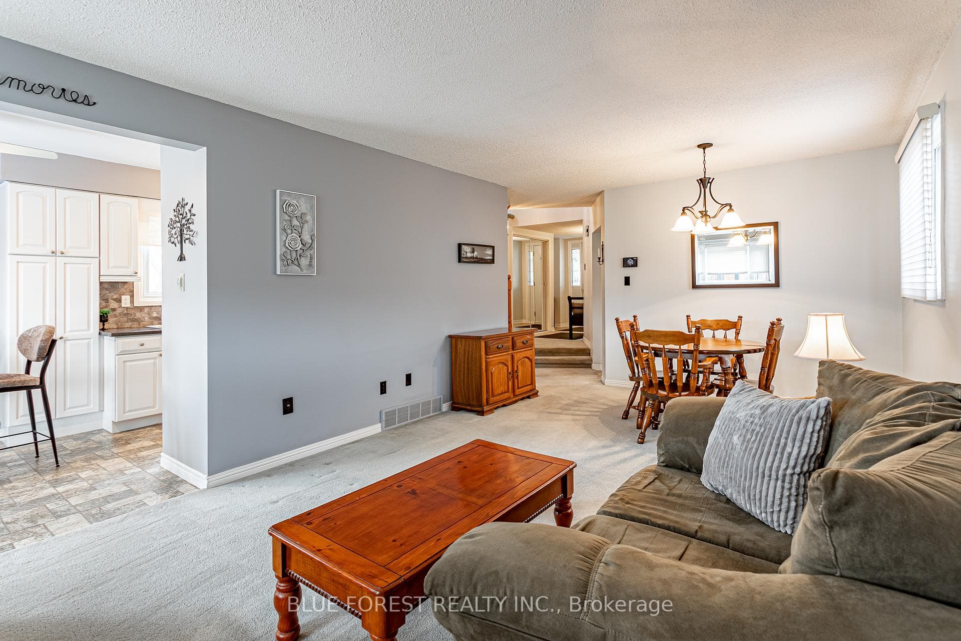 99 Chancton Crescent photo 11