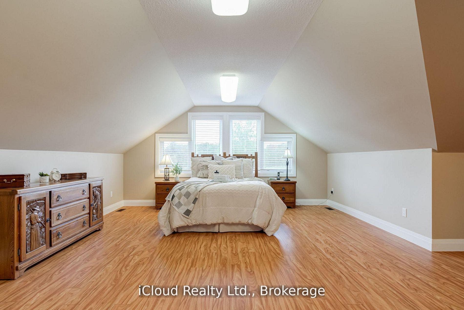 16 Highland Road photo 33