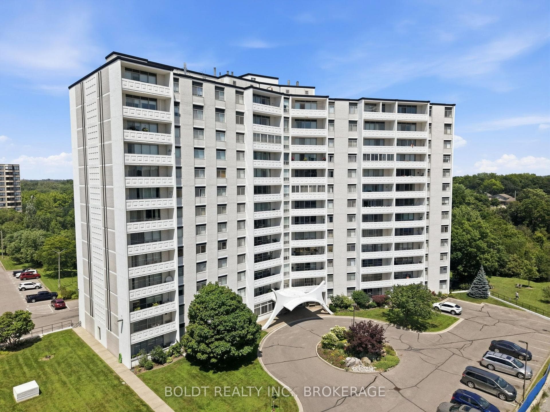 15 Towering Heights Boulevard Unit 504 photo 4
