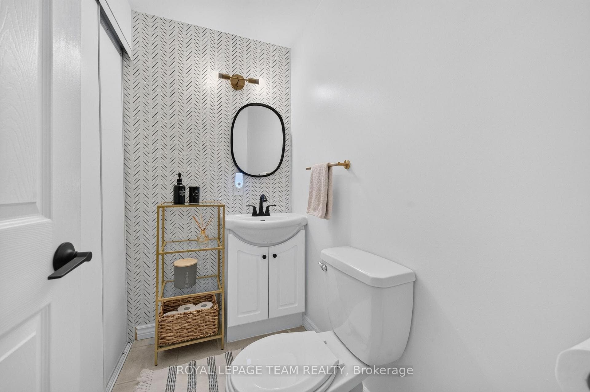 191 Windhurst Drive photo 38