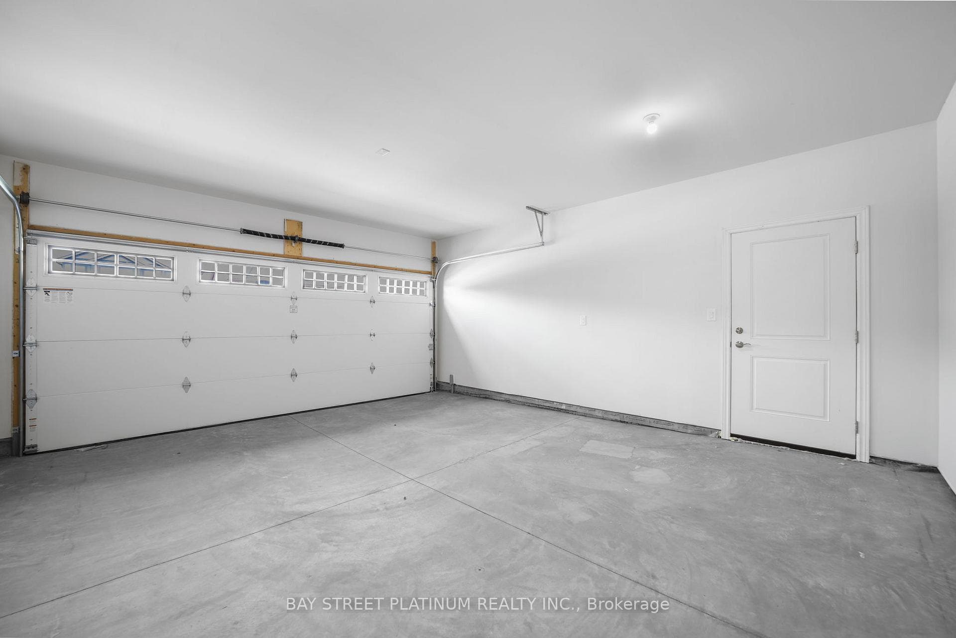 11 ALICIA Crescent photo 38