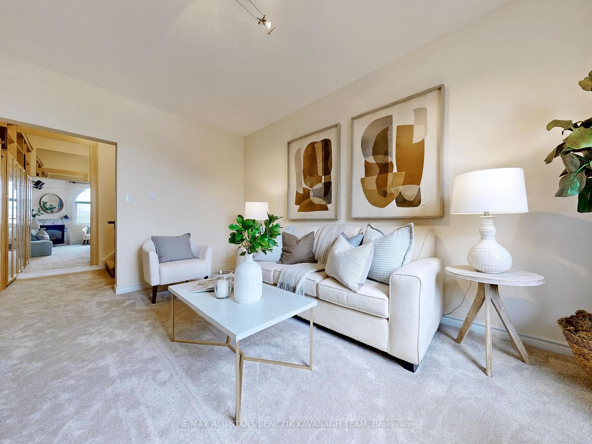 7 Ramona Boulevard photo 12