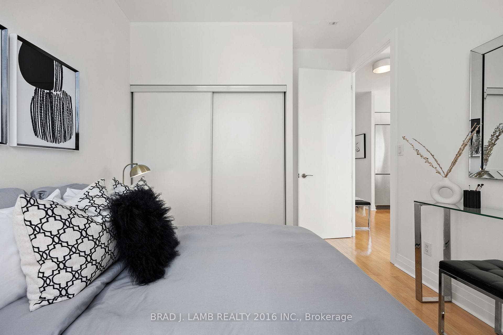 3391 Bloor Street Unit 1103 photo 13