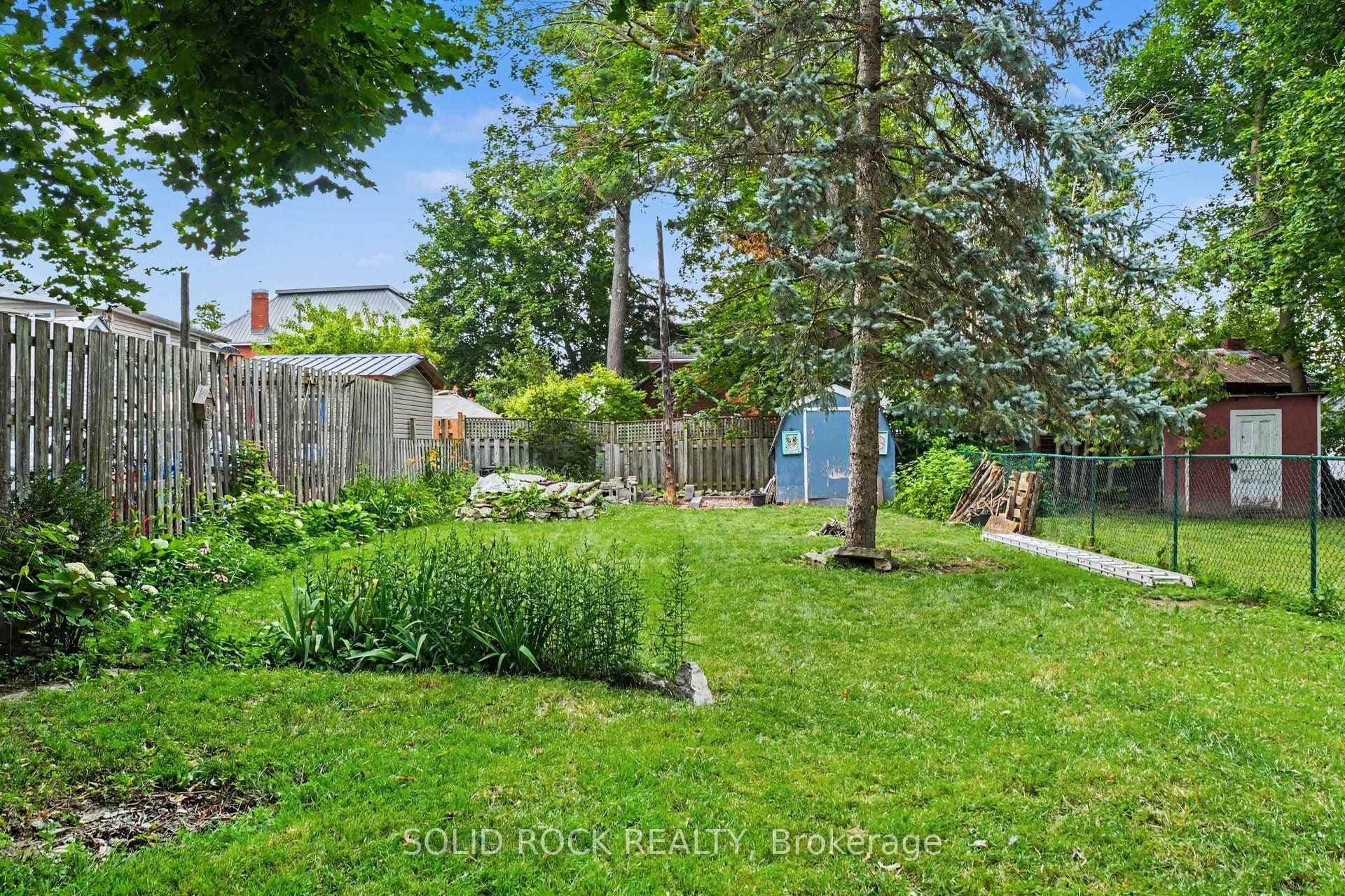 211 Bell Street photo 3