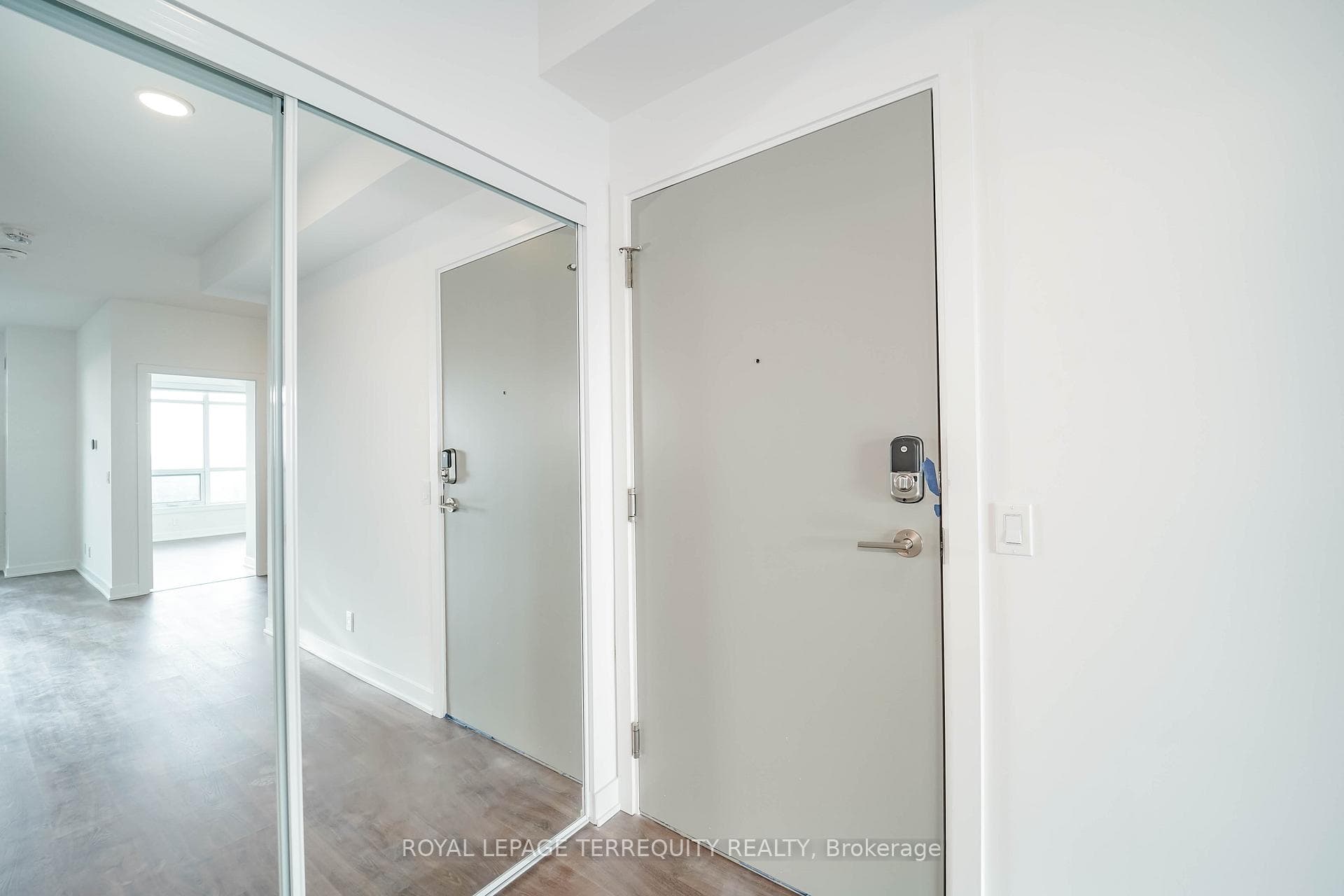 50 Upper Mall Way Unit 2612 photo 35