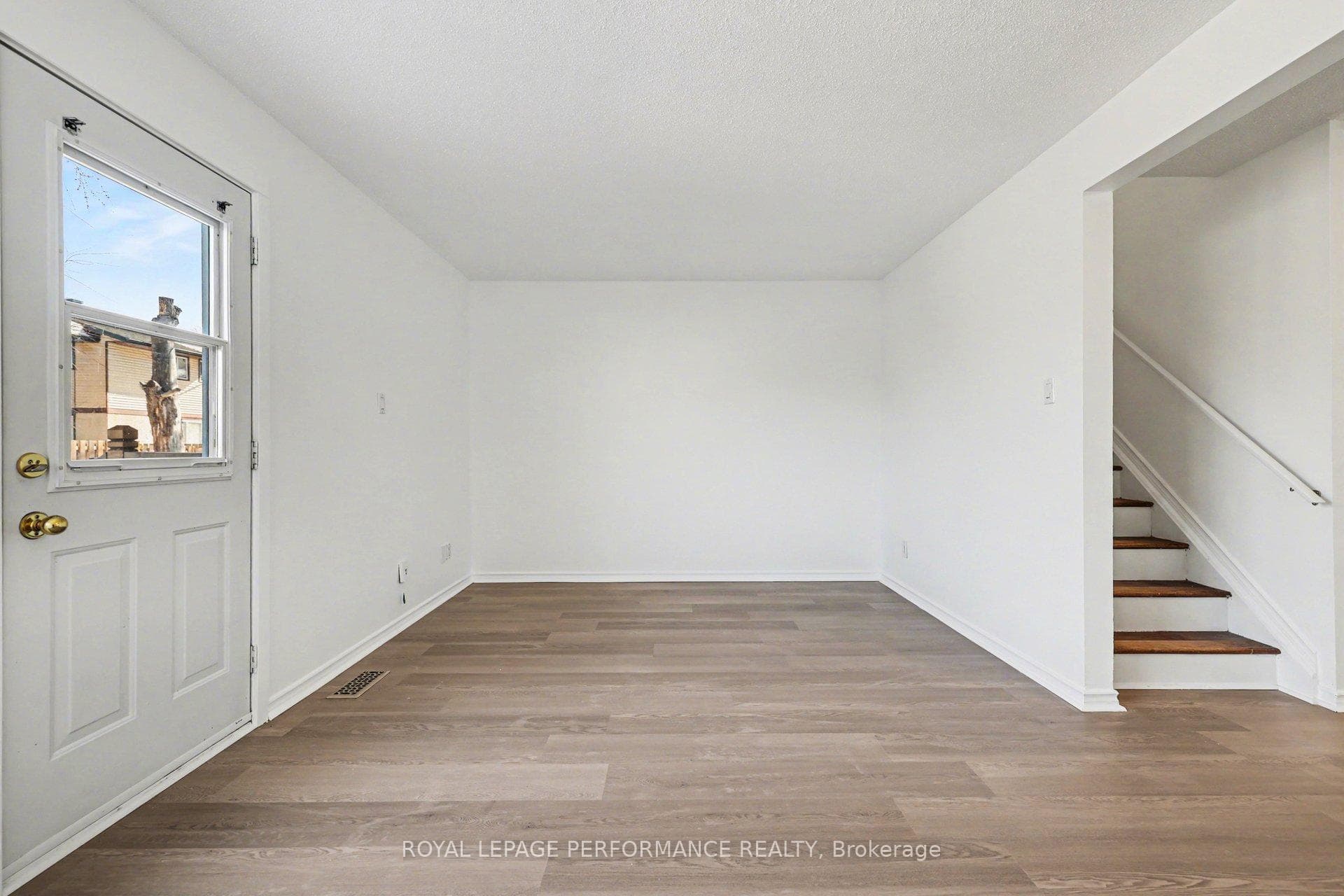 1584 Feather Lane photo 9