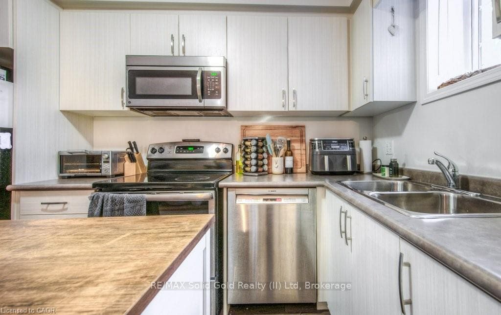 388 Old Huron Road Unit D photo 14