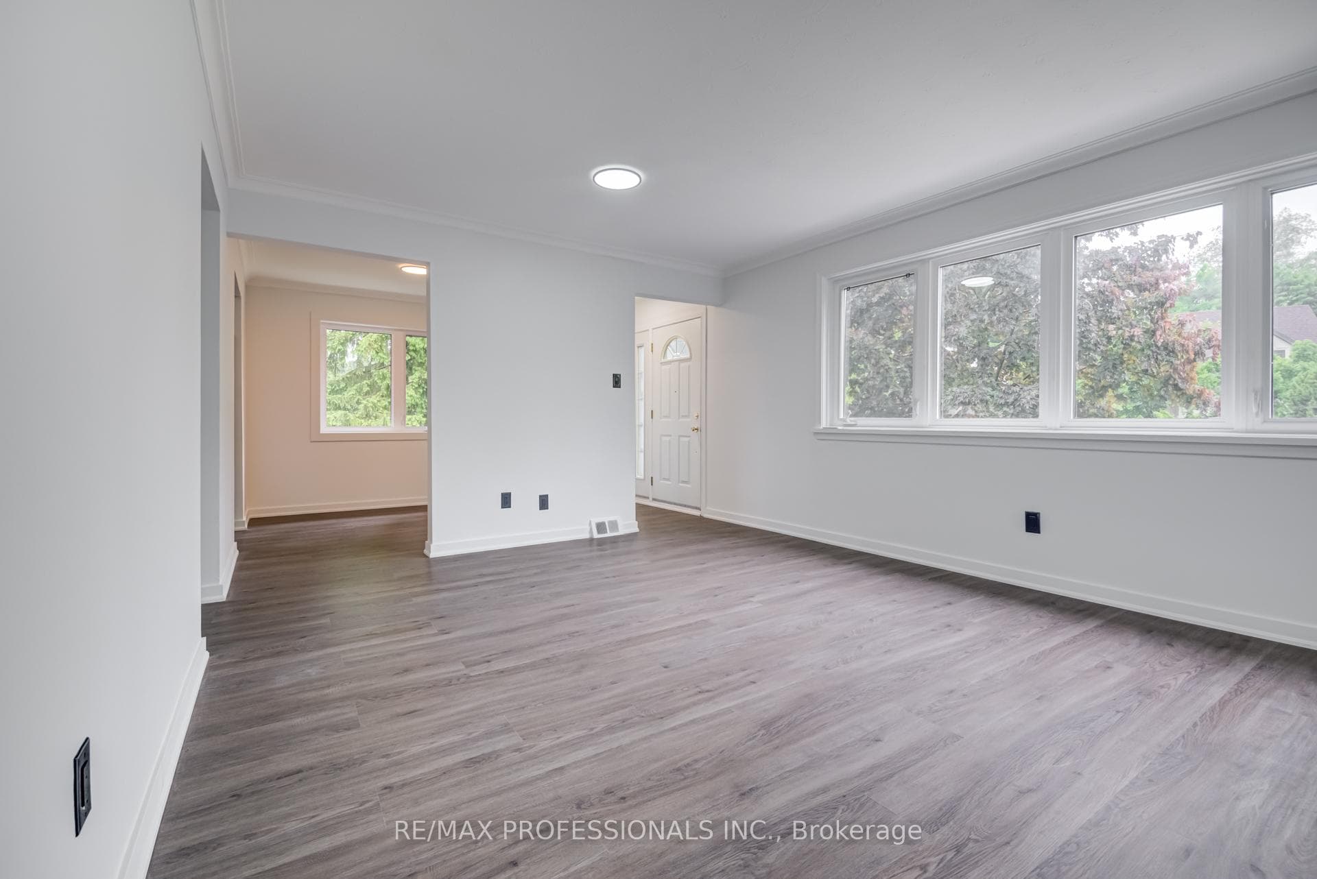 23 Appledale Road Unit Main photo 6